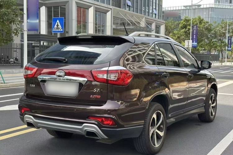 Used BYD S7 2015 2.0T Automatic Flagship Edition
