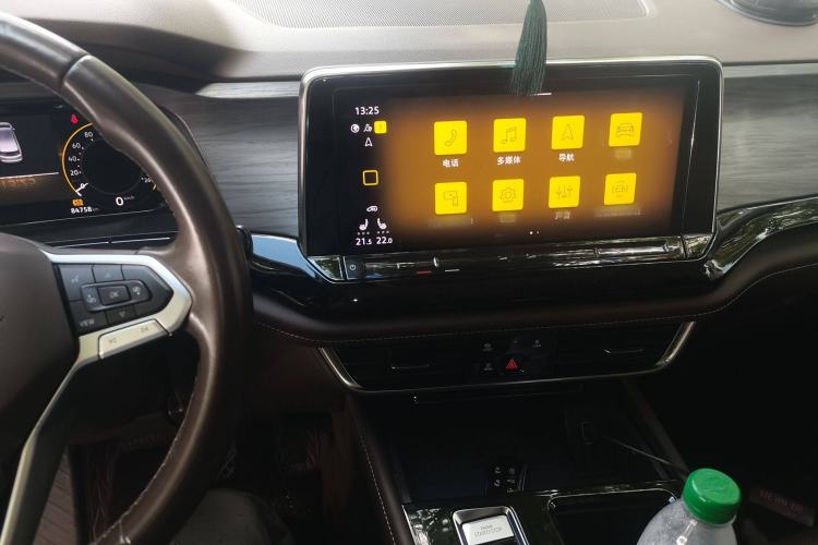 Used Volkswagen Viloran 2022 330TSI Luxury Edition
