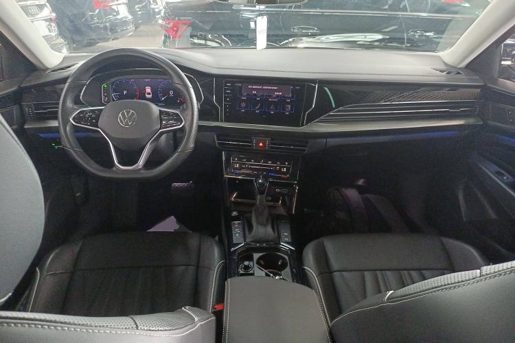 Used Volkswagen Passat 2022 330TSI Luxury Edition
