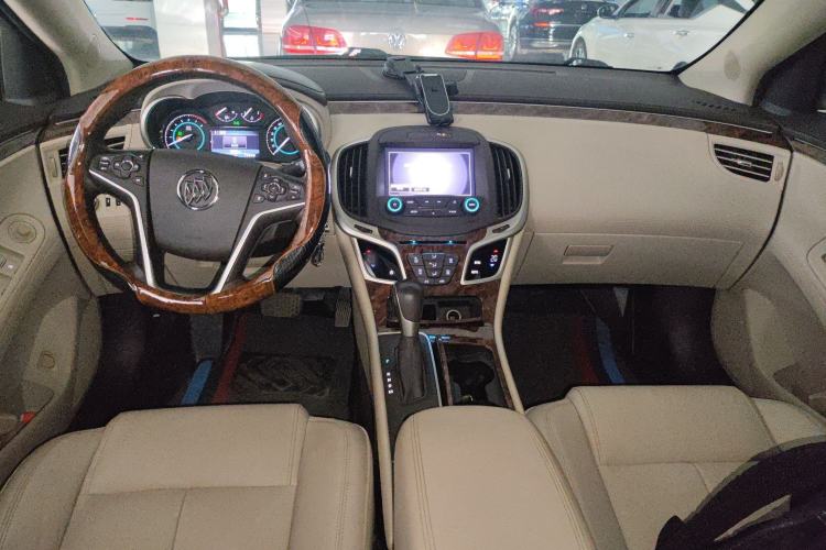 Used Buick LaCrosse 2013 2.4L SIDI Leading Comfort Version
