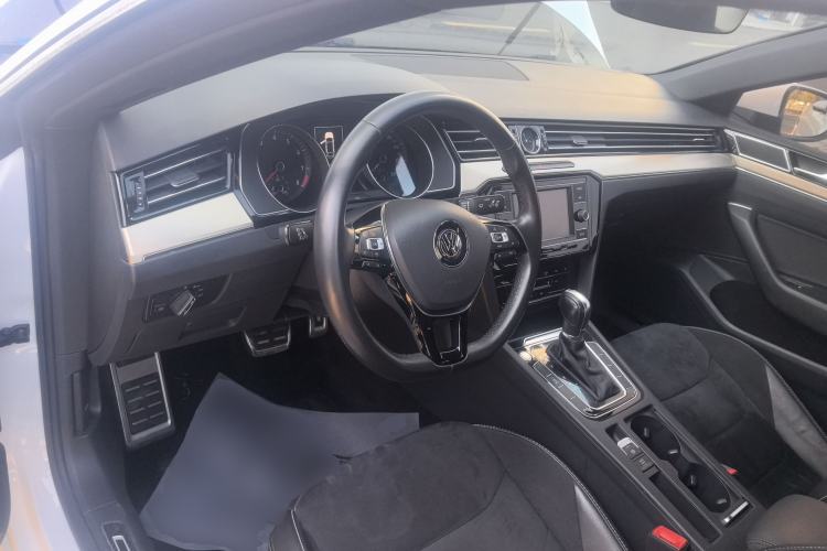 Used Volkswagen FAW-Volkswagen CC 2020 330TSI Huayan Edition China VI Standard
