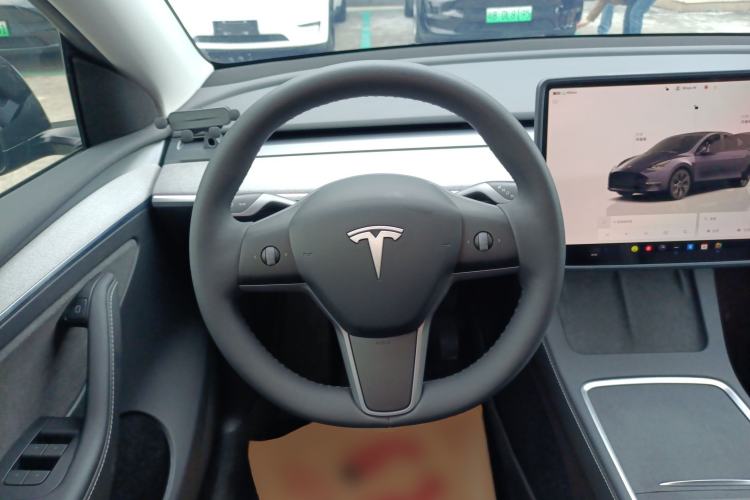Used Tesla Model Y 2024 Rear-Wheel-Drive Version
