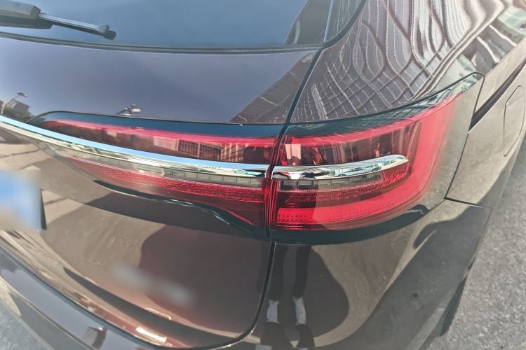 Used Volkswagen Viloran 2020 330TSI Luxury Edition
