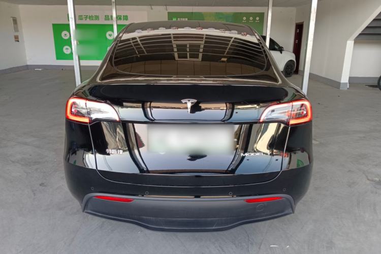 Used Tesla Model Y 2023 Rear-Wheel-Drive Version
