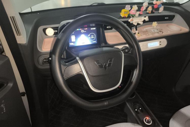 Used Wuling Hongguang MINIEV 2022 Macaron Fashion Model Lithium Iron Phosphate
