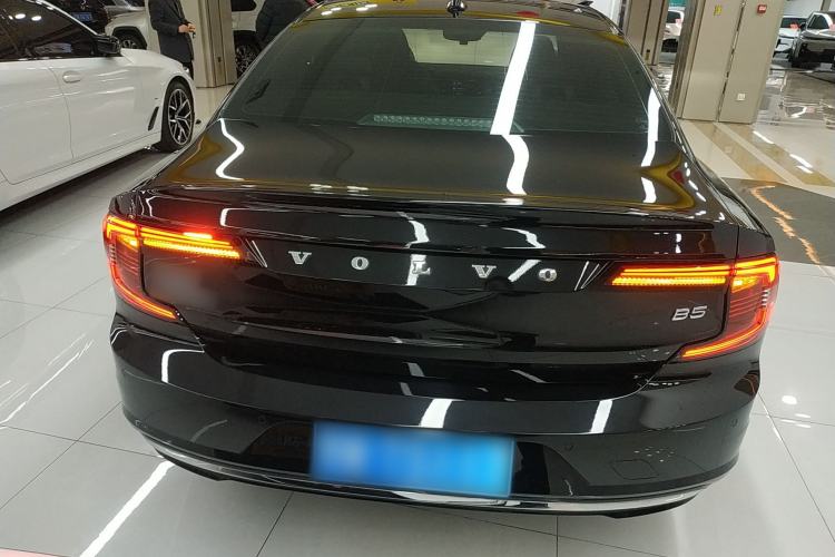 Used Volvo S90 2021 B5 Zhiyi Luxury Edition
