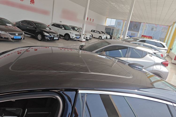 Used Hongqi H9 
