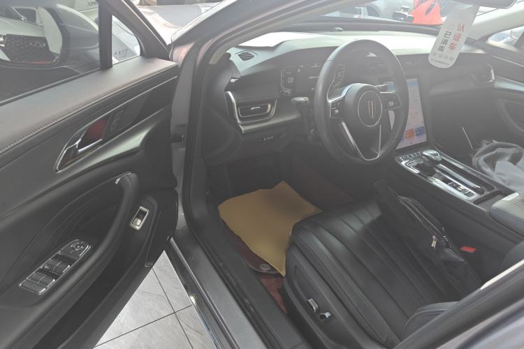 Used Hongqi H5 2023 2.0T Automatic Smart Connect Flagship Edition
