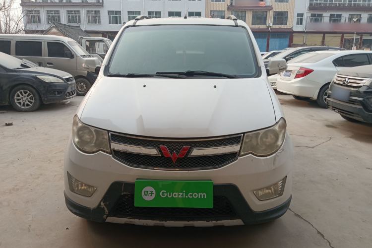 Used Wuling Hongguang 2014 1.5L S Automatic Comfort Edition
