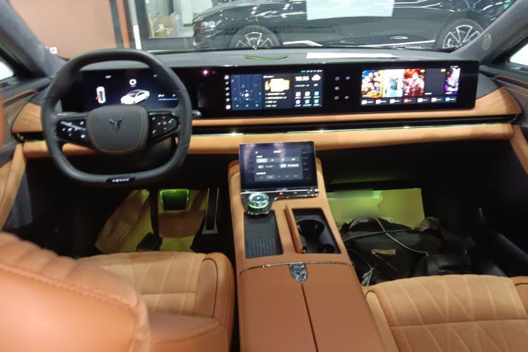 Used VOYAH PASSION 2023 Four-Wheel Drive Flagship Edition