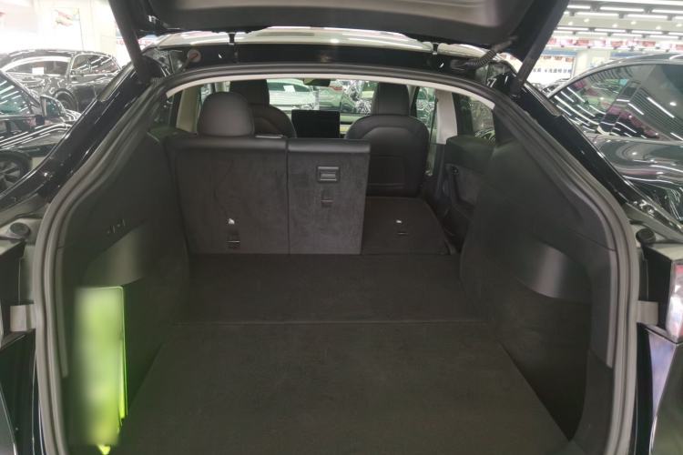 Used Tesla Model Y 2022 Rear-Wheel-Drive Version