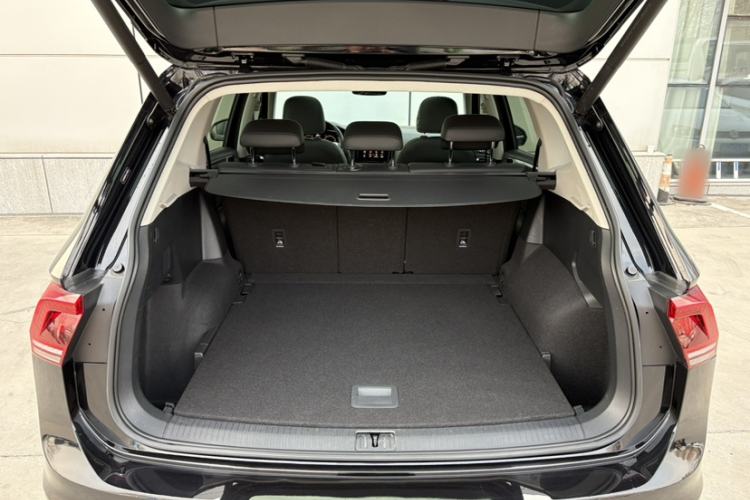 Used Volkswagen Tiguan L 2021 330TSI Automatic Two-Wheel Drive R-Line Flagship Edition
