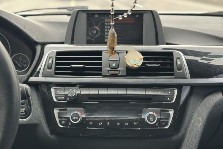 Used BMW 3 Series 2017 320Li Fashion Model
