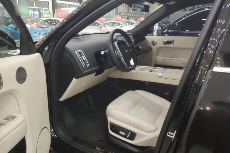 Used Li Auto L7 2024 Pro Model
