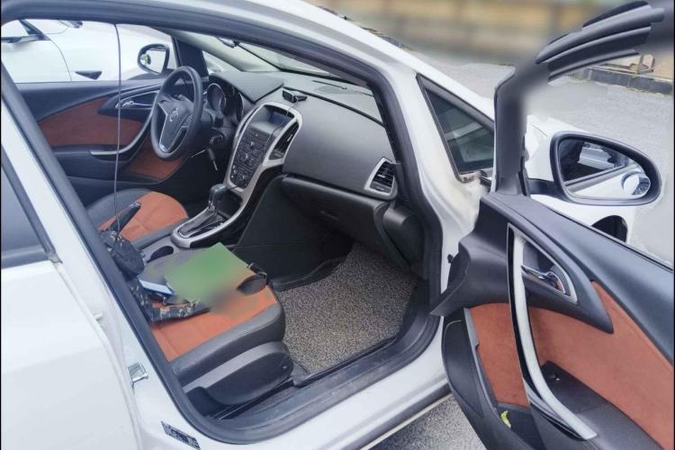 Used Buick GT 2014 XT 1.6T Automatic Fashion Sport Edition
