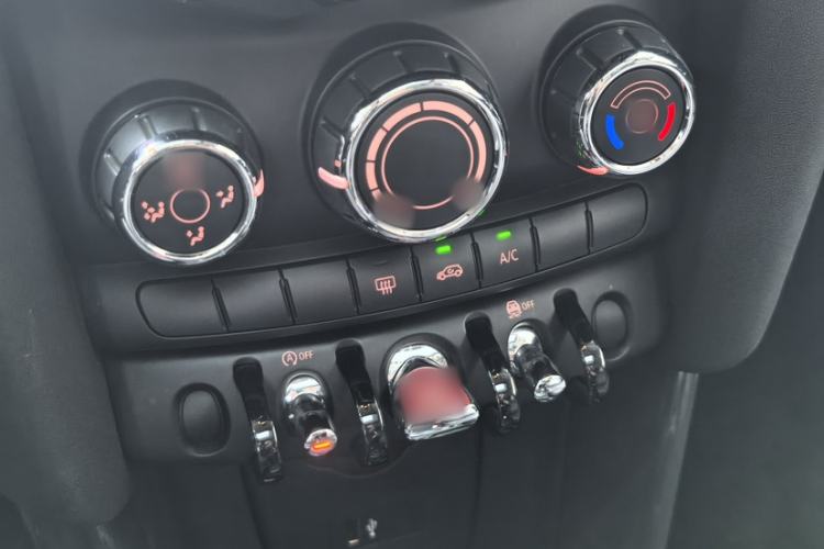 Used  MINI 2019 1.5T ONE Five-Door Edition
