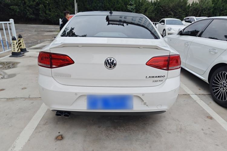 Used Volkswagen Lamando 2018 230TSI DSG Fashion Edition
