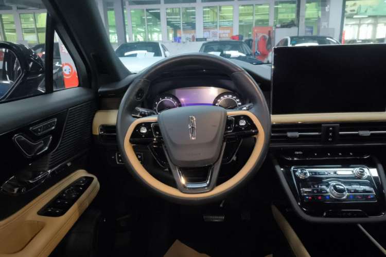 Used Lincoln Corsair 2020 2.0T Two-Wheel Drive Luxury Edition