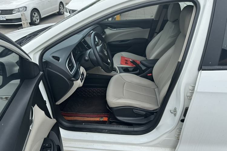 Used Buick GT 2018 15T Dual-Clutch Elite Model China V Standard
