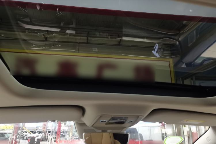 Used Denza D9 2022 DM-i 1040 Prestige Model