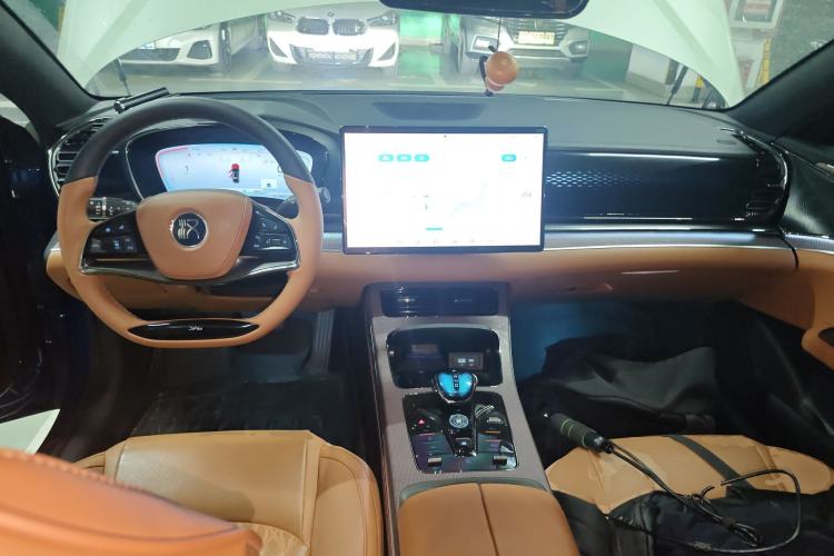 Used BYD Han 2022 DM-i 121KM Luxury Model