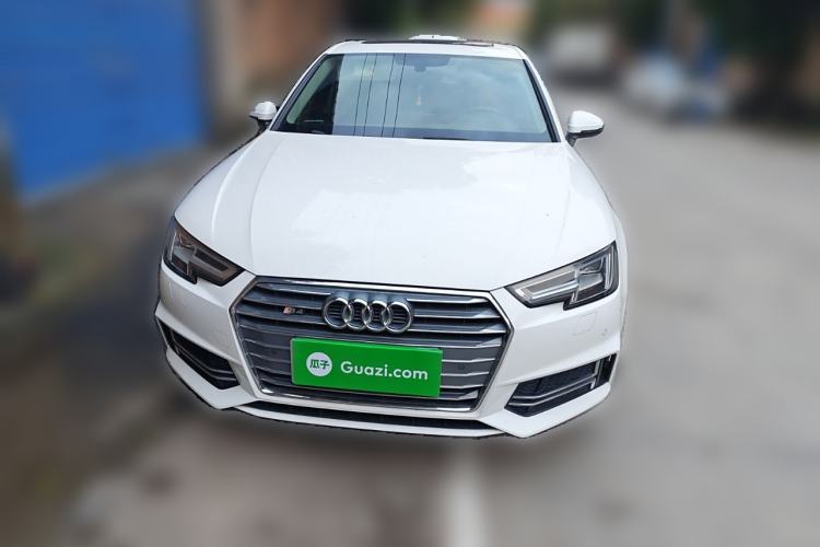 Used Audi A4L 2018 30th Anniversary Edition 40 TFSI Fashion Model
