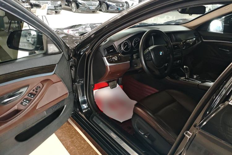 Used BMW 5 Series 2014 525Li Luxury Design Package