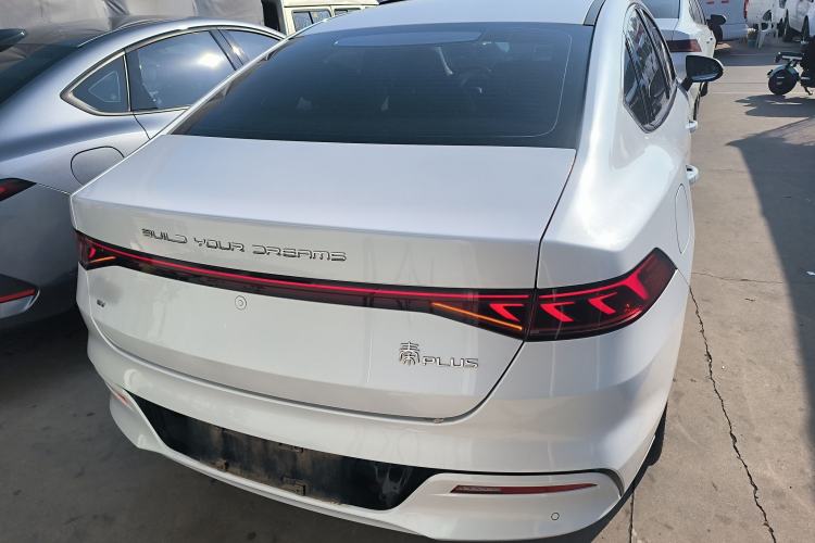 Used BYD Qin PLUS 2021 EV 400KM Leading Comfort Edition