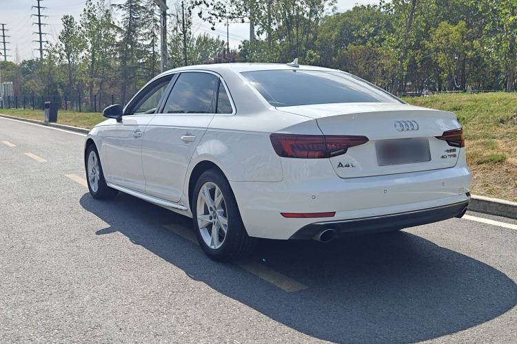 Used Audi A4L 2018 30th Anniversary Edition 40 TFSI Trendy Model
