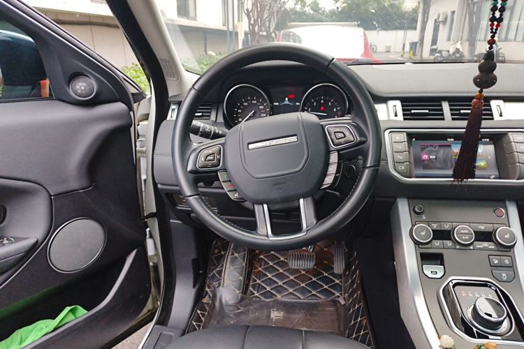 Used Land Rover Range Rover Evoque 2018 240PS PURE Style Edition