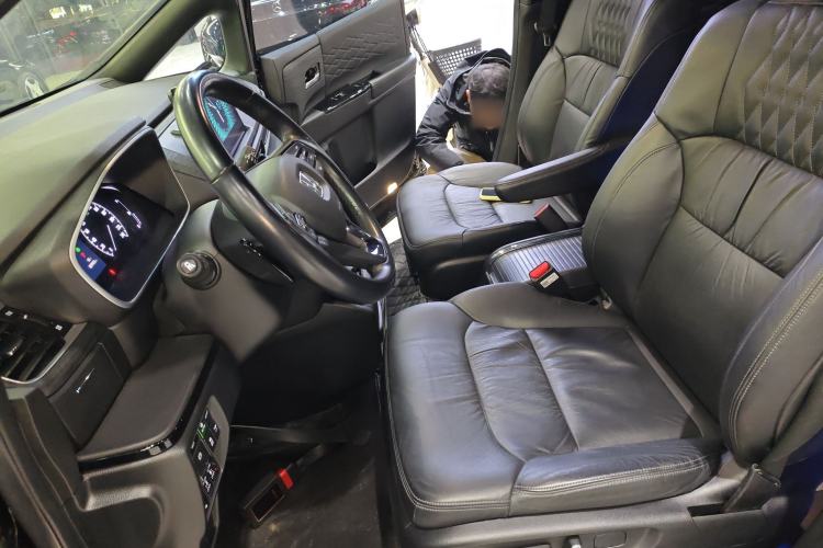 Used Honda Elysion 2024 2.0L eHEV Luxury Edition
