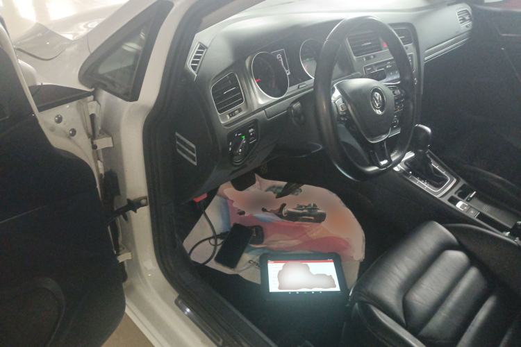 Used Volkswagen Golf 2016 230TSI Automatic Luxury Version
