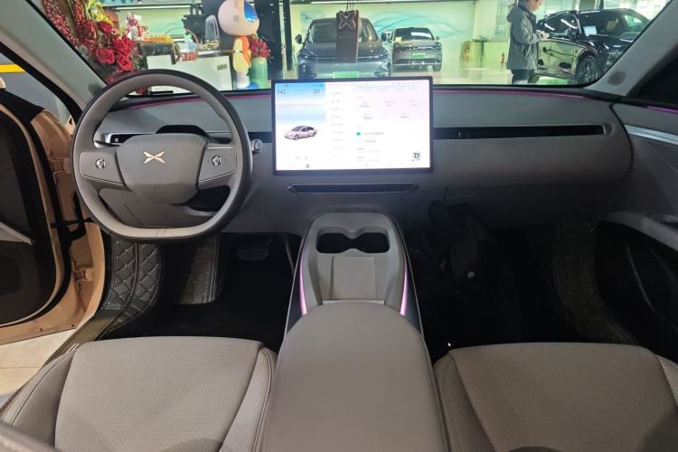 Used XPeng MONA M03 2024 620 with Ultra-Long Range
