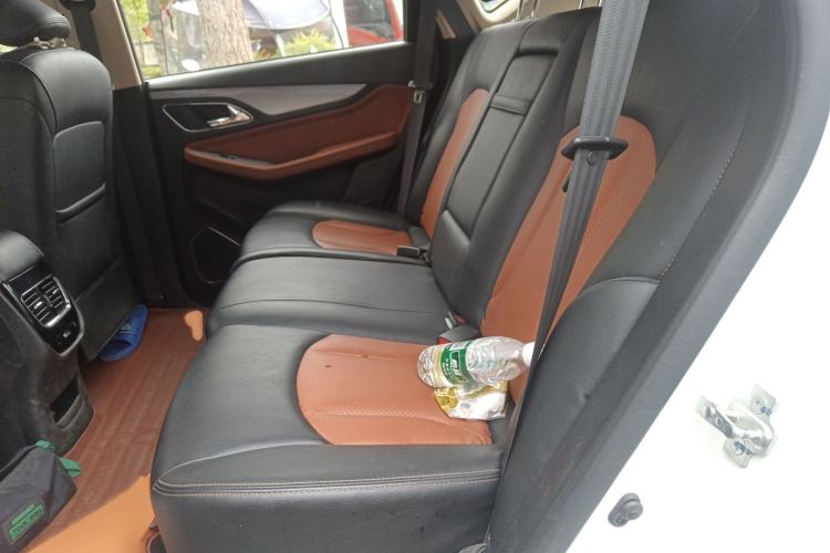 Used Baojun 560 2015 1.8L Manual Elite Model