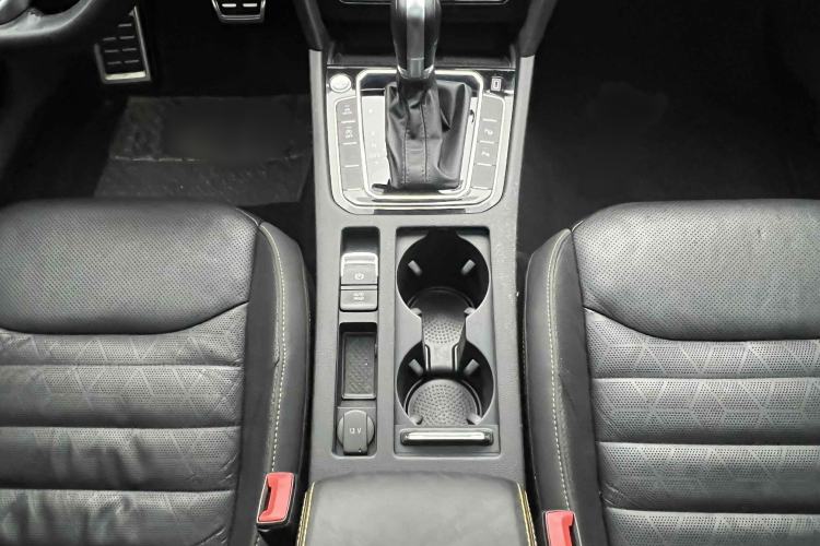 Used Volkswagen FAW-Volkswagen CC 2021 380TSI Striking Edition
