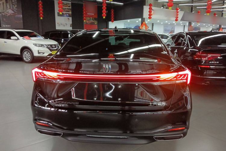 Used Buick LaCrosse 2025 28T Platinum Edition
