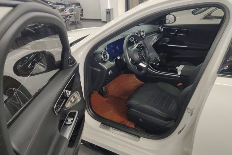 Used Mercedes-Benz C-Class 2023 Restyled C 260 L Night Edition Sports Version
