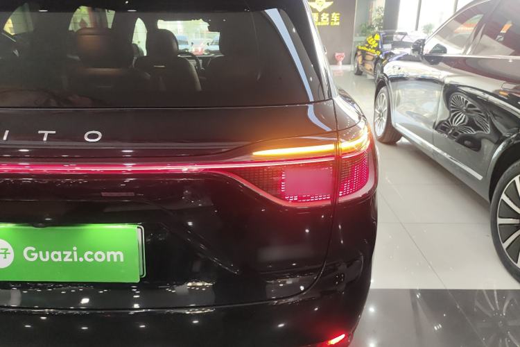 Used Hima AITO M9 2024 Range-Extended Ultra Version 42 kWh 6-Seater Model
