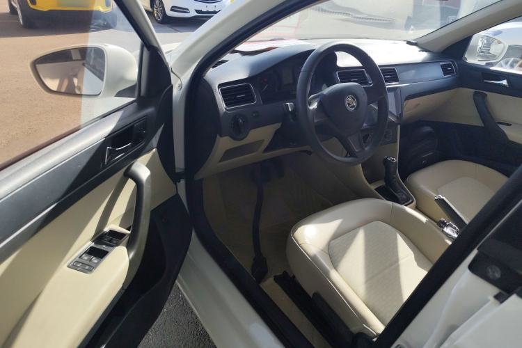 Used Skoda Rapid 2016 1.6L Automatic Chuanxing Edition
