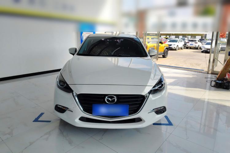 Used Mazda Mazda 3 Axela 2019 Cloud-Controlled Version Hatchback 1.5L Automatic Luxury Model Emission Standard China V
