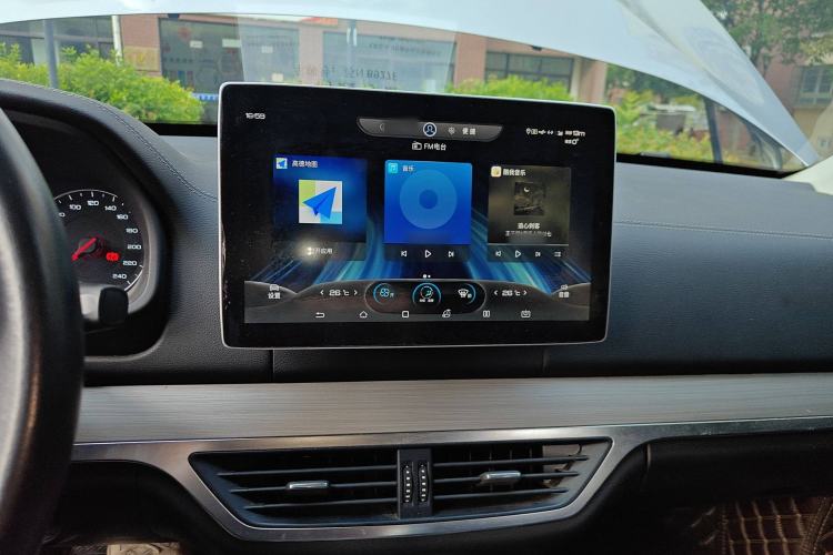 Used BYD Tang 2018 2.0T Automatic Smart Connect Prestige 7-Seater China V Standard
