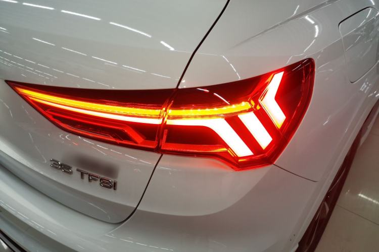 Used Audi Q3 2024 35 TFSI Fashion Dynamic Edition
