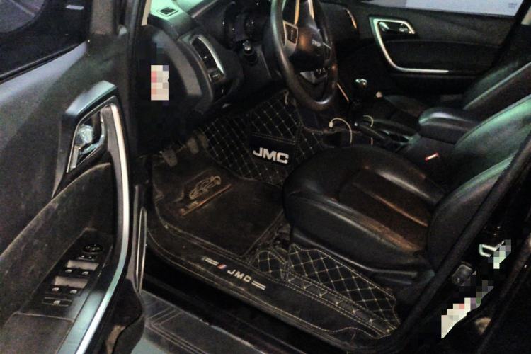 Used JMC Yuhu 3 2018 2.5T Diesel Two-Wheel Drive Advanced Version Standard Wheelbase
