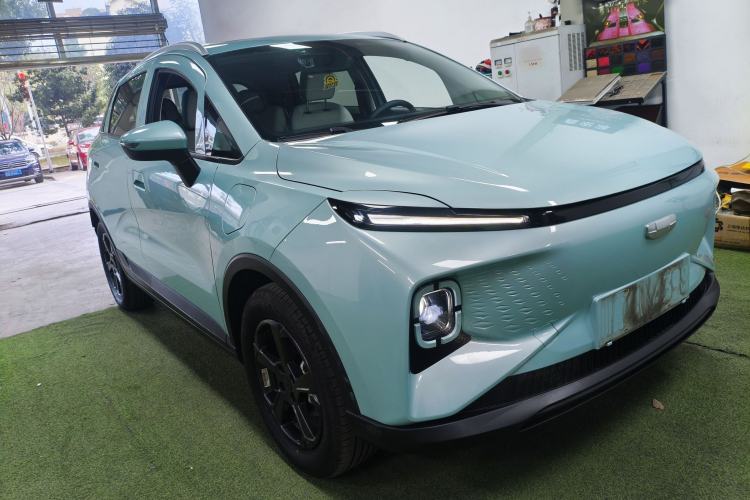 Used Geometry E Firefly 2024 301km Starlight
