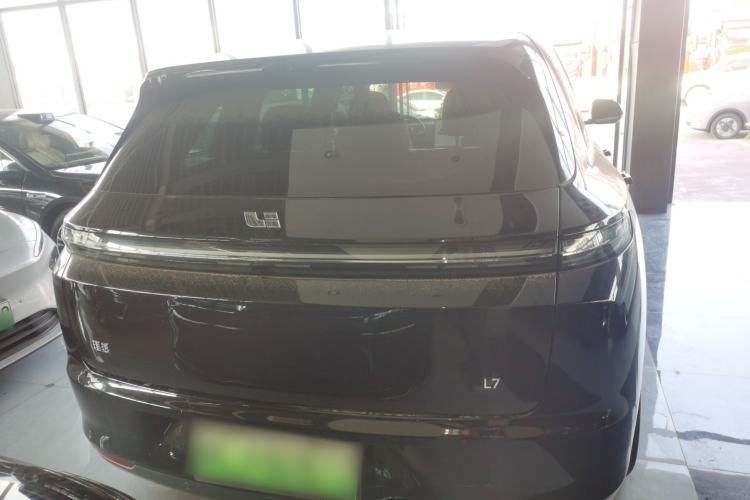 Used Li Auto L7 2023 Air model
