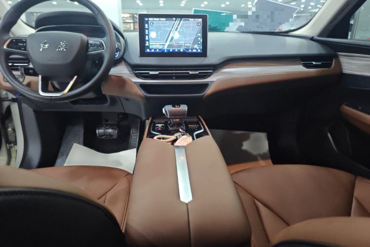 Used Hongqi E-QM5 2024 610 km PLUS
