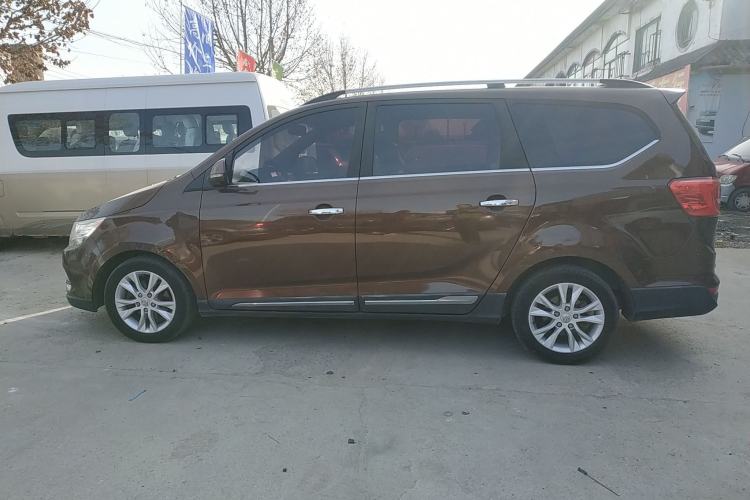 Used Baojun 730 2016 1.5T Manual Luxury Edition 7 Seats
