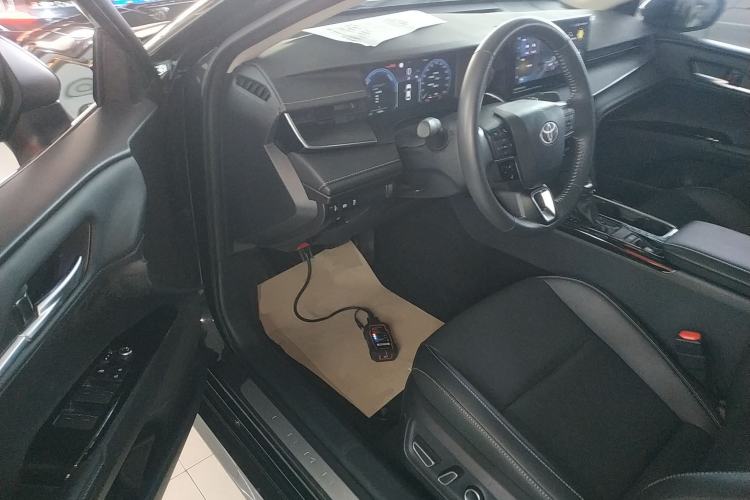 Used Toyota Camry 2024 Dual-Motor 2.0 HG Premium Edition
