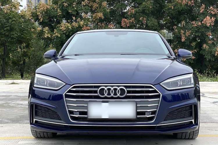 Used Audi A5 2019 Coupe 40 TFSI Fashion Edition China V Emission Standard
