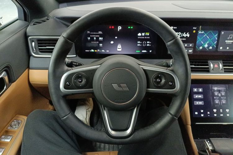 Used Li Auto ONE 2020 Extended-Range 6-Seater Version
